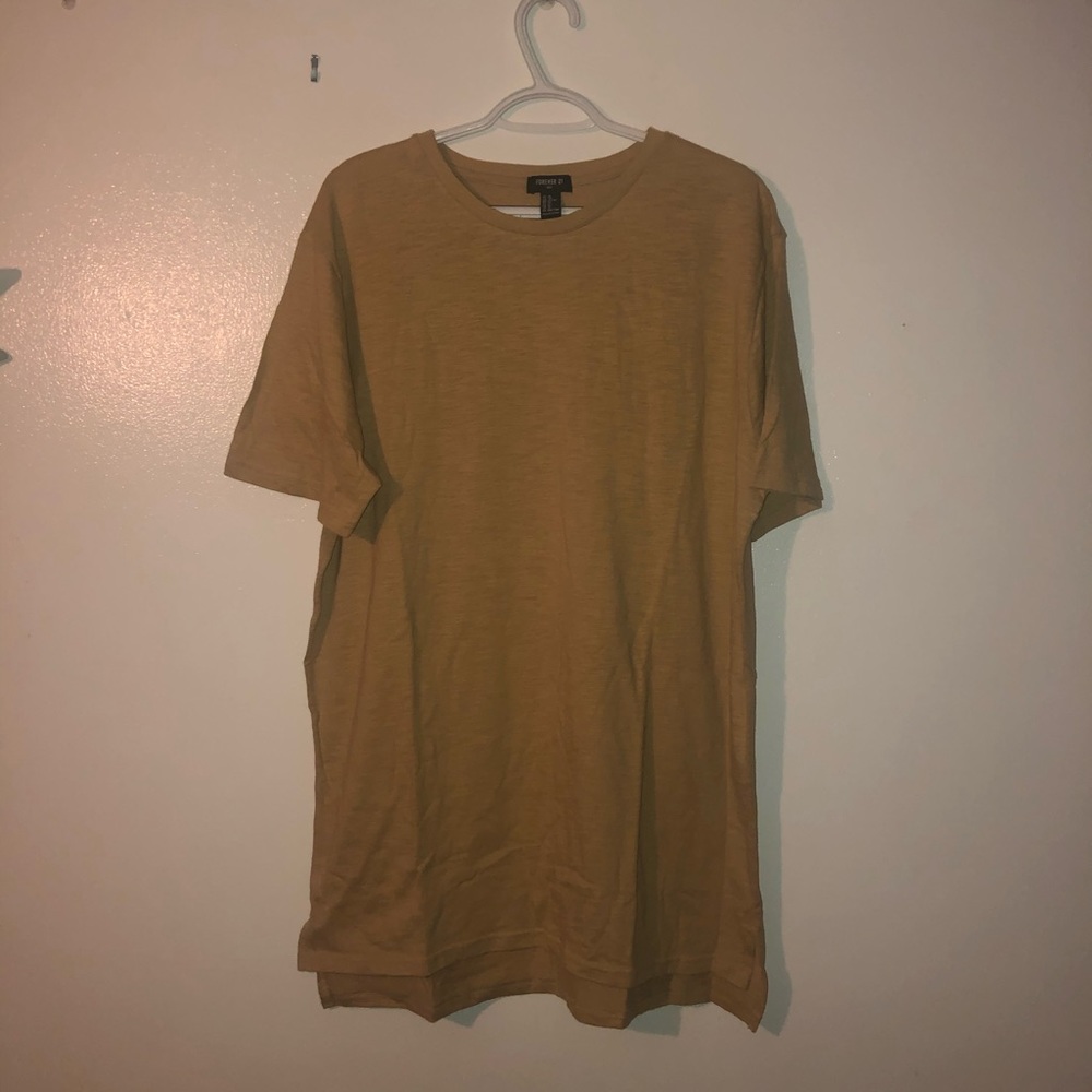 X-Large yellow/ mustard design shirt